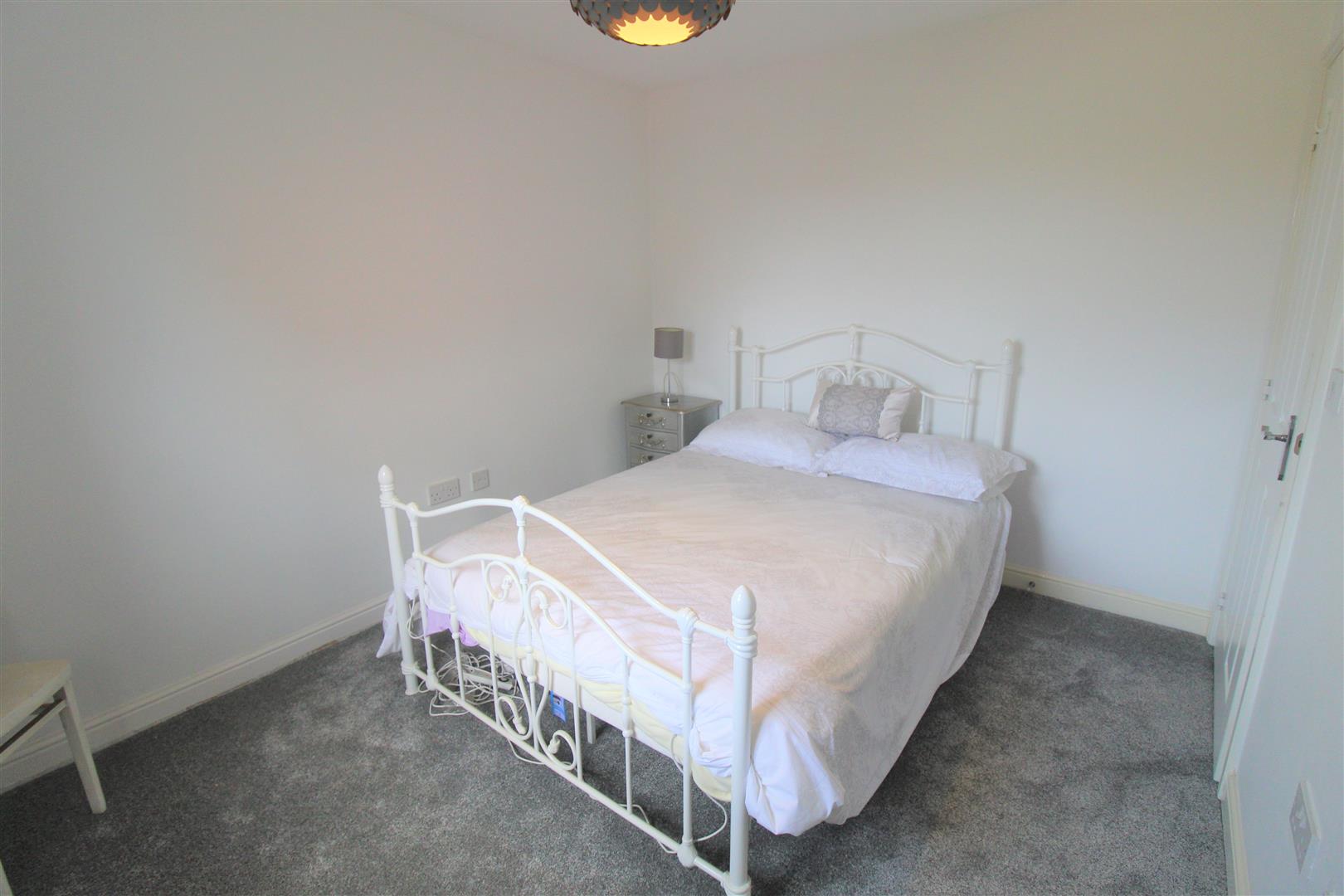 Minton Grove, Baddeley Green, Stoke-On-Trent